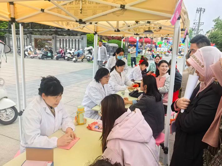 界首市：专家下沉传岐黄 长效服务惠基层